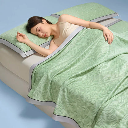Summer Cooling Blanket for Beds. Solid Color Ice Cool Bedspread